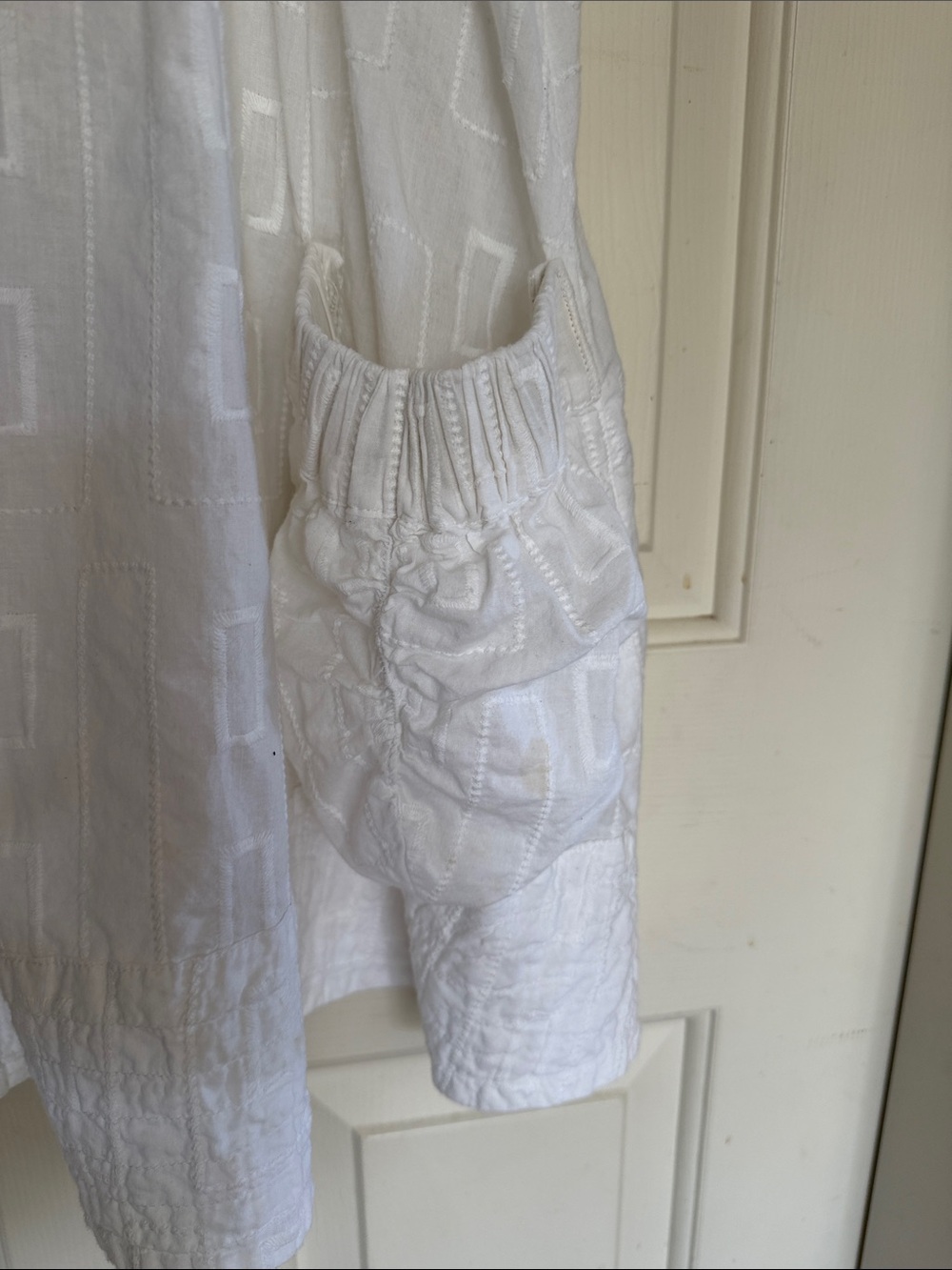 BB Dakota White Sleeveless A-Line Pocket Dress - Picture 4 of 5
